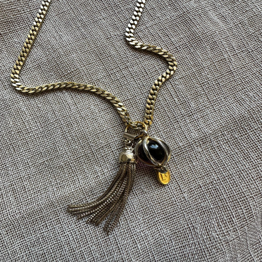 Tassel drop necklace from Regilt â€“ minimalist style vintage jewelry.