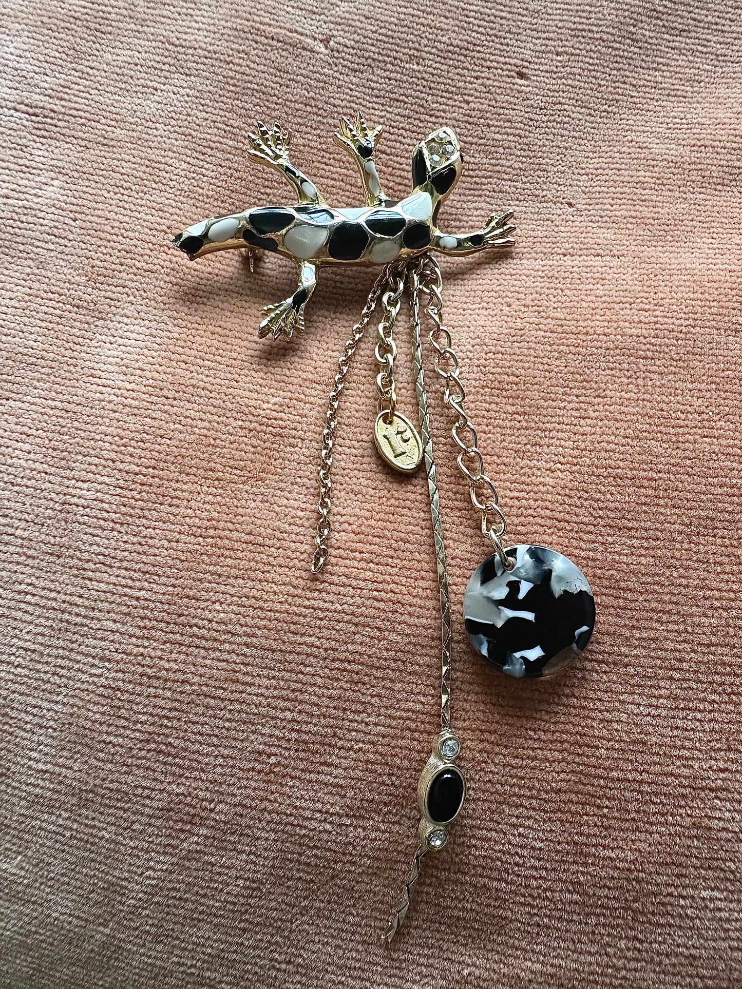 Lizard Vintage Charm Brooch
