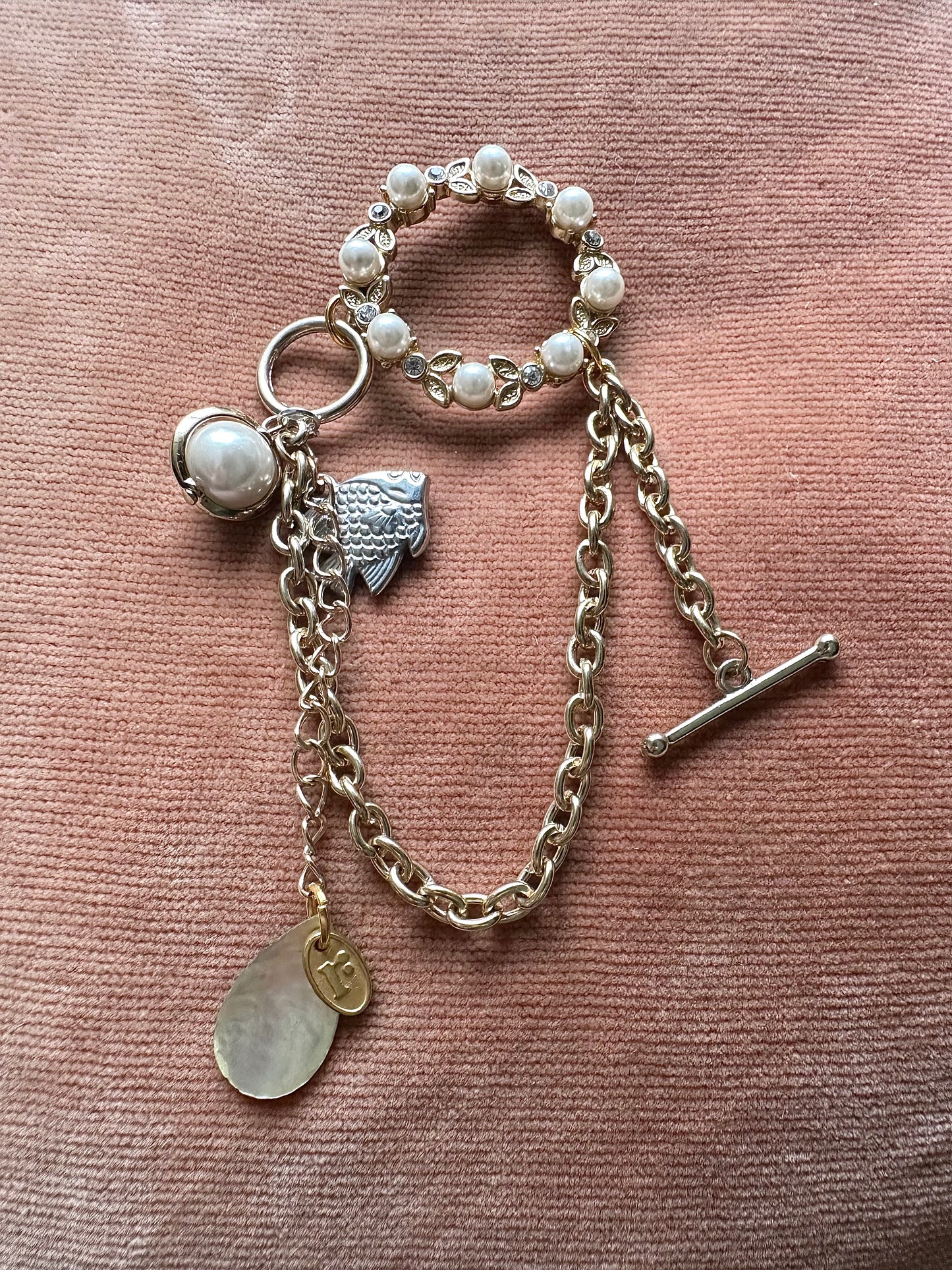 T-bar Pearl Charm Brooch