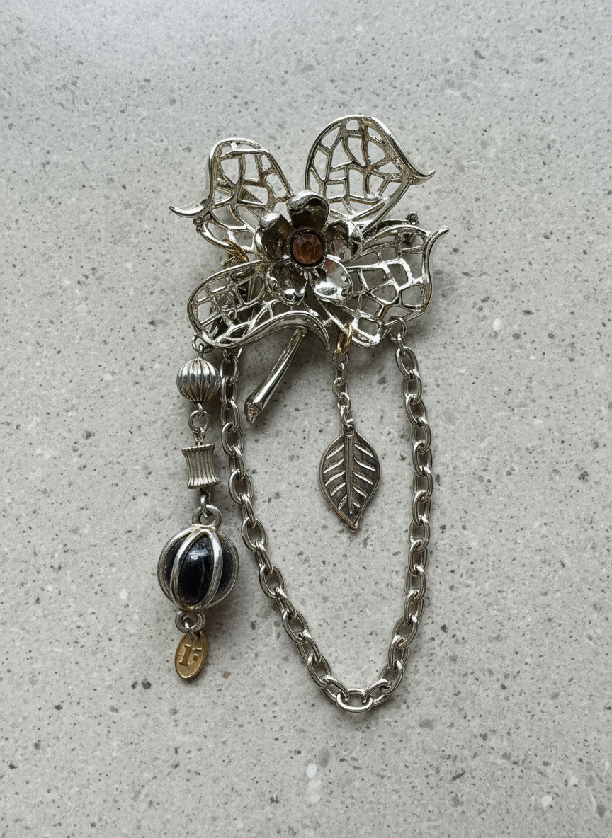 Lattice Flower Charm Brooch
