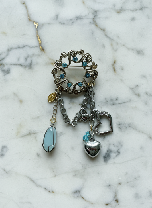 Blues Wreath Charm Brooch